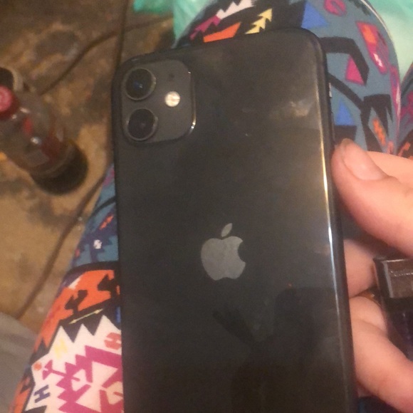 iPhone 12 Pro - Picture 2 of 2